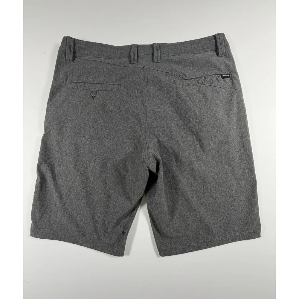 Volcom Shorts Surf and Turf 4 Way Stretch 33 Mens Gray Hybrid Casual Skate